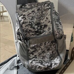 Underarmour Gray Camouflage Boys Baseball Bag